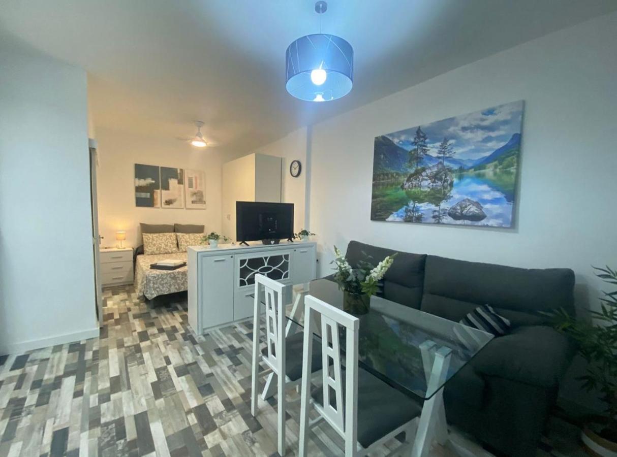 Apartamento Holidays2Benalmadena Siroco Parking And Balcony Exterior foto